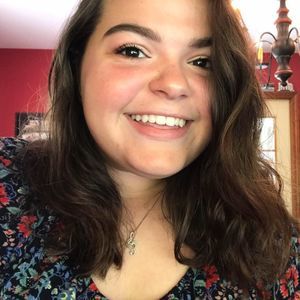 Meet your Posher, Michaela